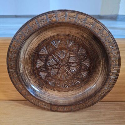Drewniany talerz - rękodzieło