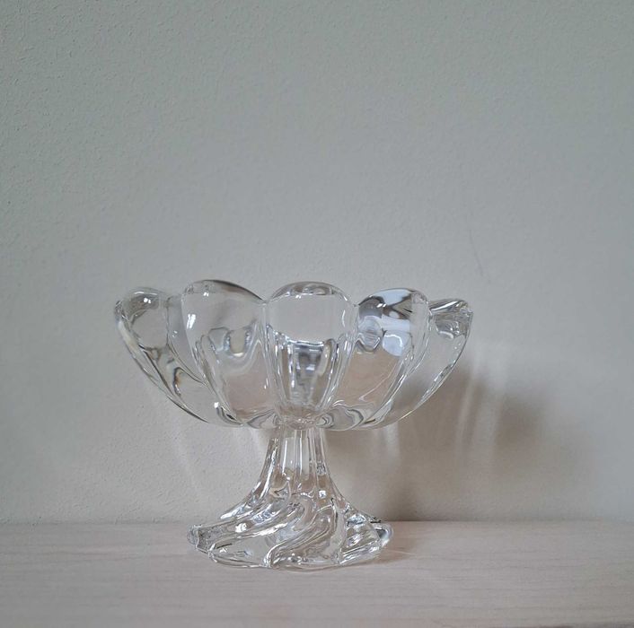 Szklana bombonierka - patera do słodyczy