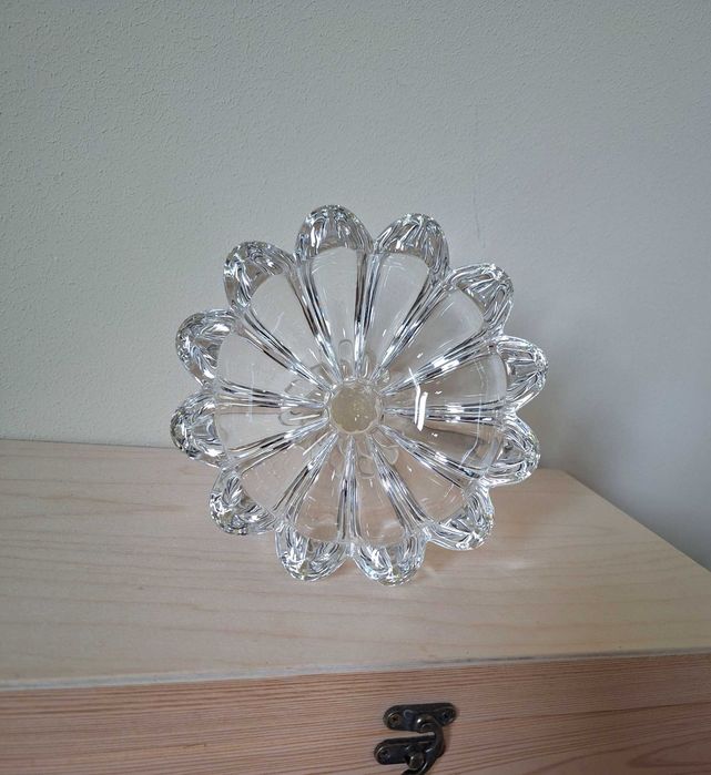 Szklana bombonierka - patera do słodyczy