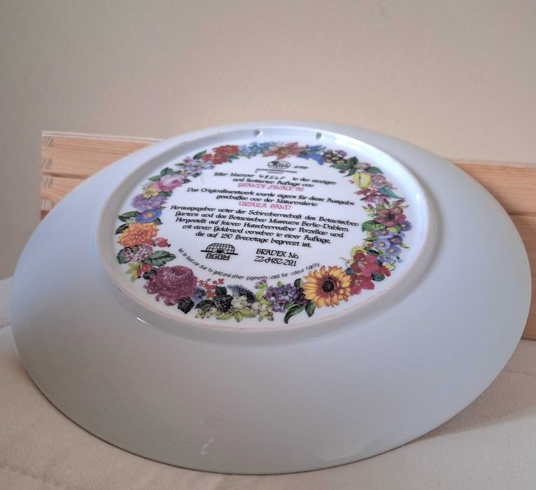 Porcelanowy talerz - ''Grande Finale''