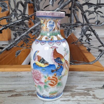 Unikatowy porcelanowy wazon chiński