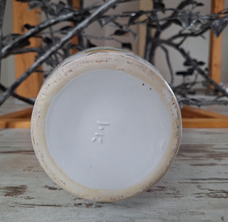 Unikatowy porcelanowy wazon chiński