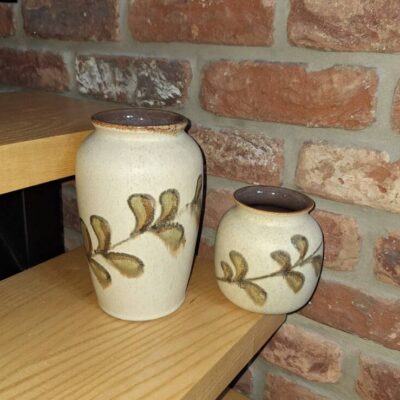 Zestaw dwóch wazoników ceramicznych