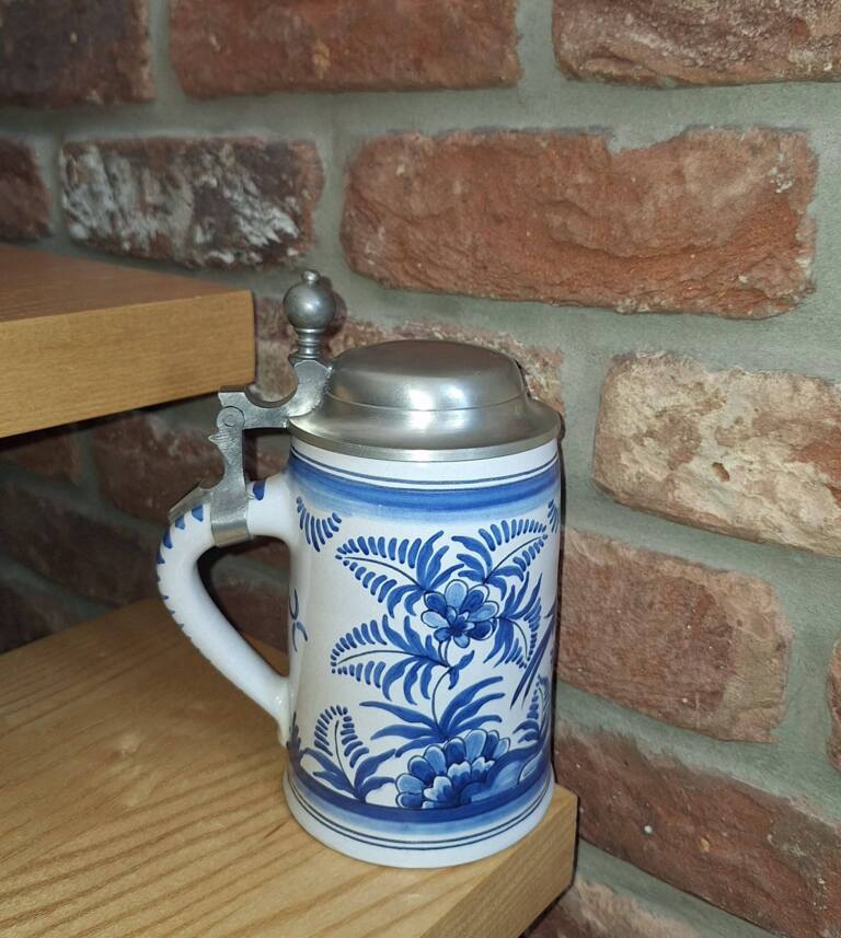 Ręcznie malowany kufel ceramiczny