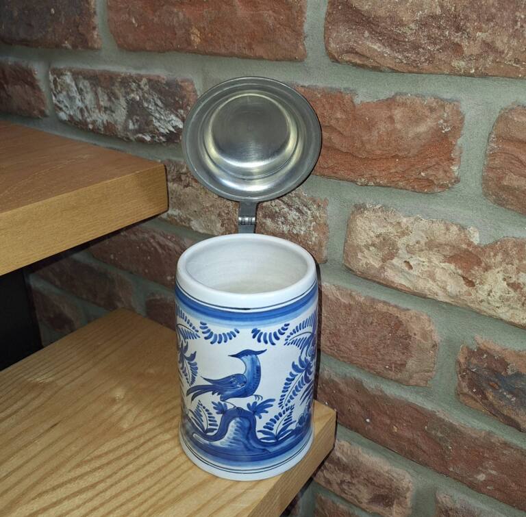 Ręcznie malowany kufel ceramiczny