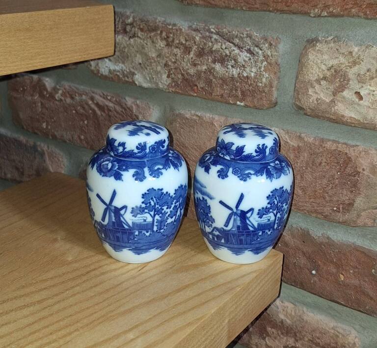 Zestaw japońskich pojemników do herbaty