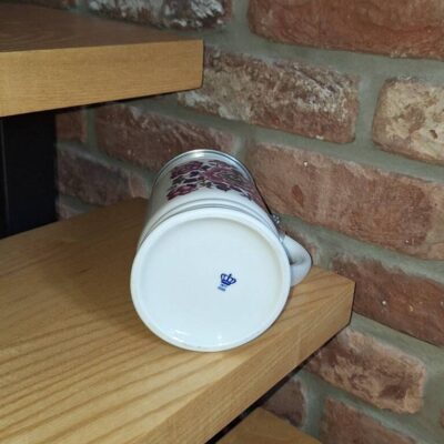Porcelanowy kufel vintage