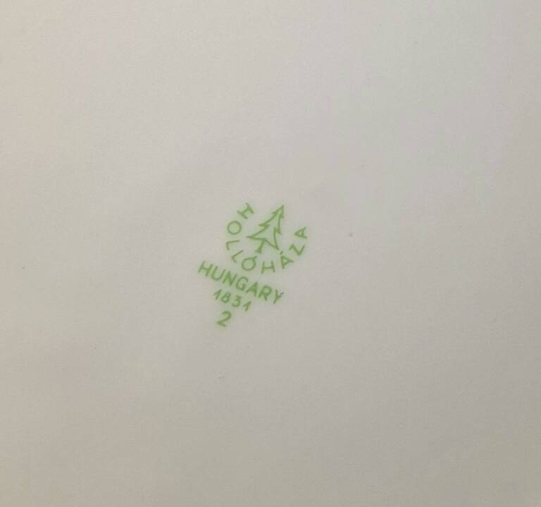 Węgierski porcelanowy wazon w kwiaty