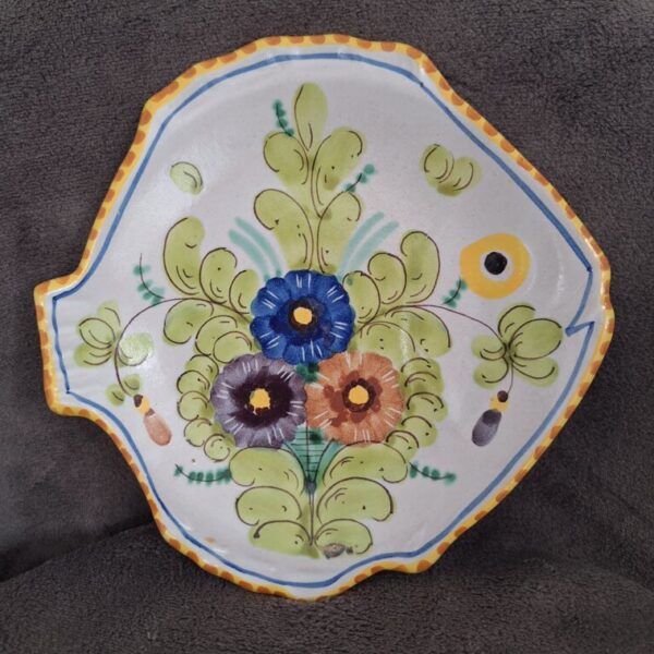 Włoski talerz Vietri w kształcie ryby