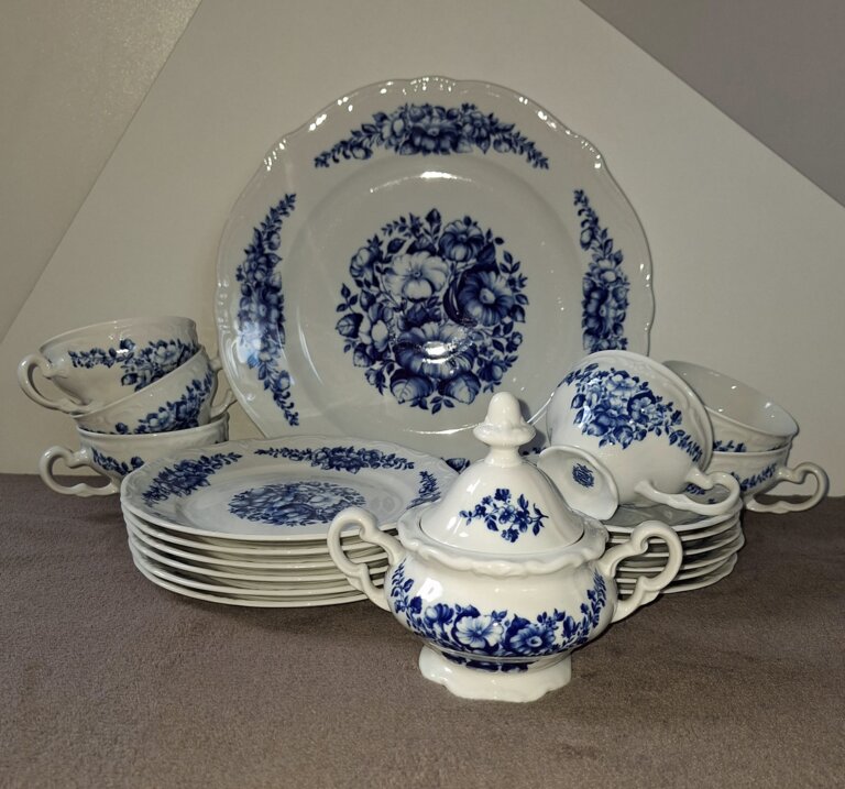 Porcelanowy serwis kawowy Weimar