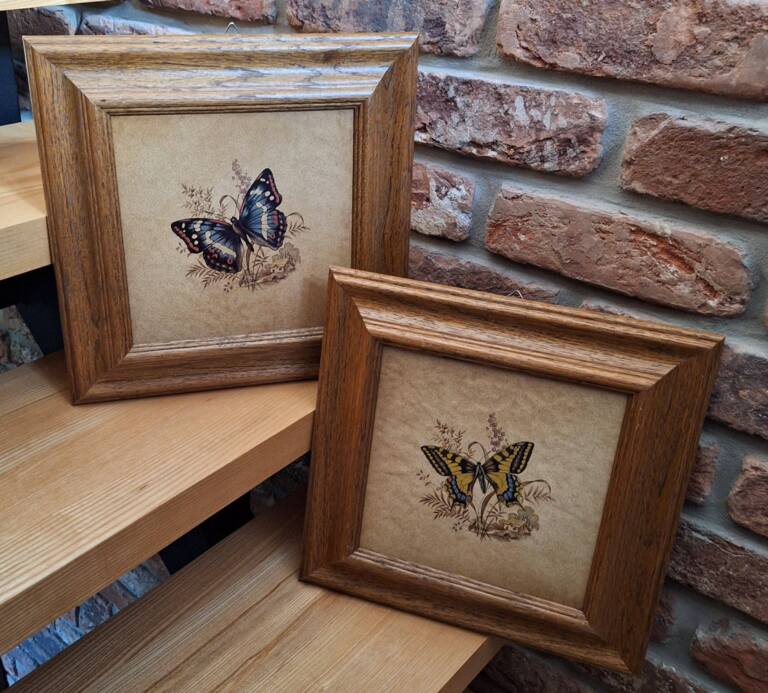 Obrazki ceramiczne z motylami