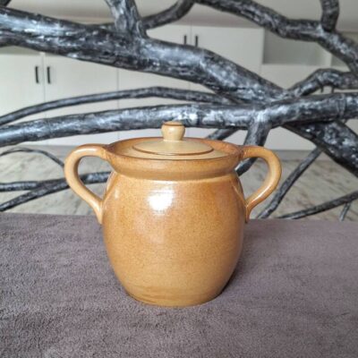 Kamionkowy garnek z pokrywką