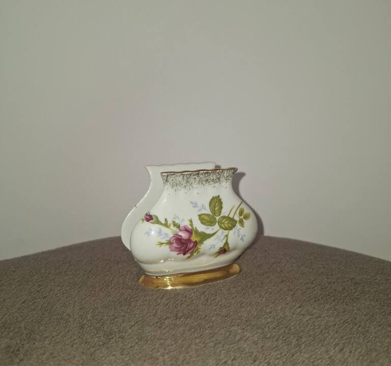 Porcelanowy serwetnik Chodzież