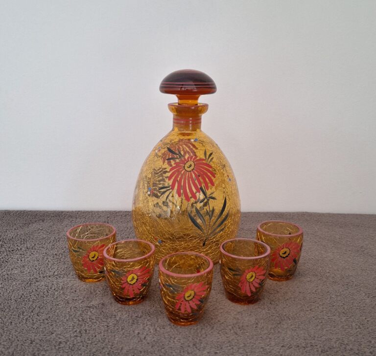 Zabytkowa karafka i kieliszki Art Deco