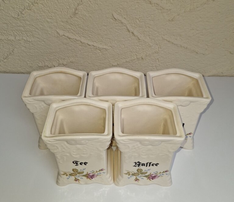 Zabytkowy zestaw ceramicznych pojemników Bolesławiec