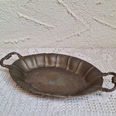 Antyczna mosiężna owalna patera z uchwytami