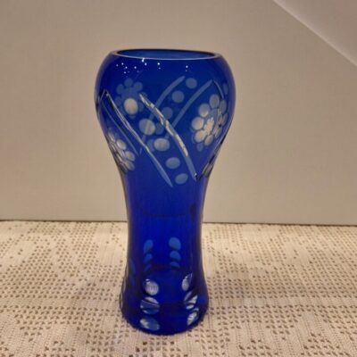 Stylowy wazon Bohemia kryształowe szkło kobaltowe