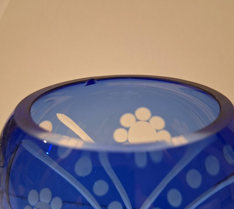 Stylowy wazon Bohemia kryształowe szkło kobaltowe