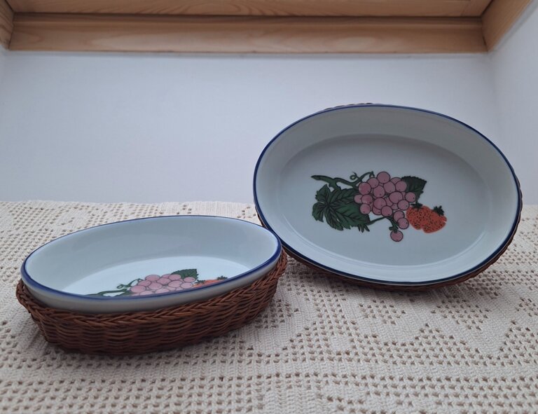 Zestaw Ceramicznych Owalnych Półmisków Żaroodpornych z Koszykami w Stylu Retro