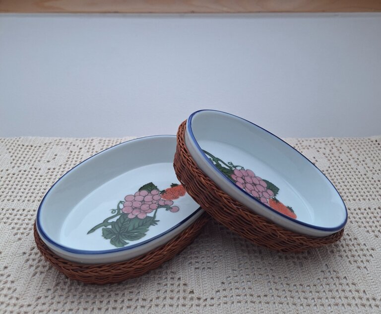 Zestaw Ceramicznych Owalnych Półmisków Żaroodpornych z Koszykami w Stylu Retro