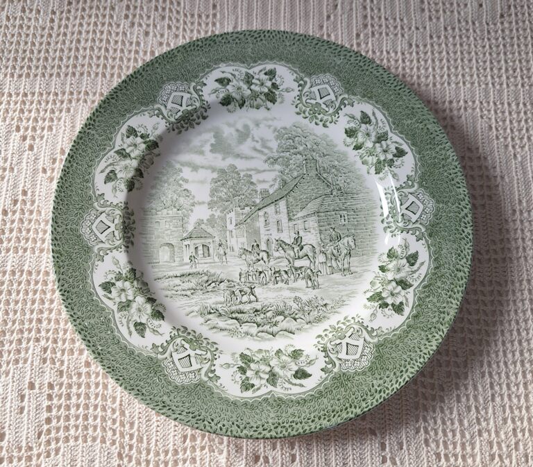 Vintage Angielski Talerz Kolekcjonerski – Seria „Old Inns”