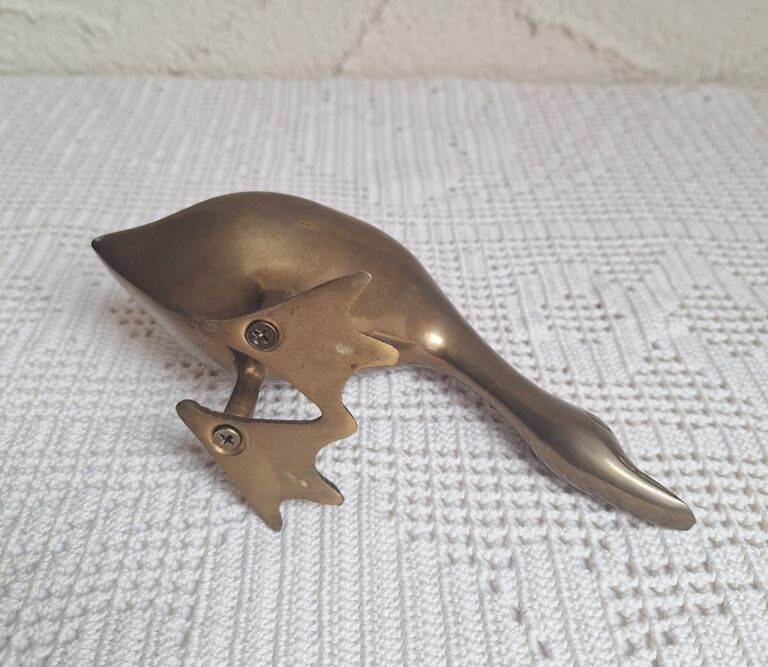 20260506_153256 Vintage Mosiężna Figurka Kaczki – Styl Mid-Century Modern