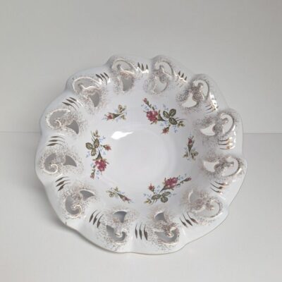 20260513_181042 Porcelanowa Patera Ażurowa – Klasyka z Motywem Róż Chodzież