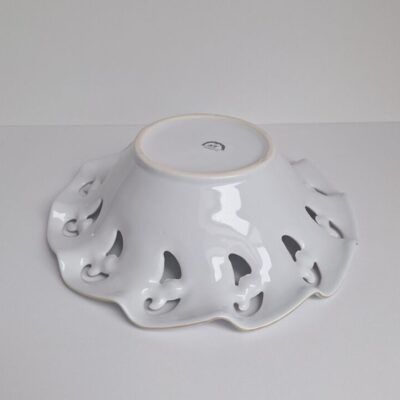 20260513_181614 Porcelanowa Patera Ażurowa – Klasyka z Motywem Róż Chodzież