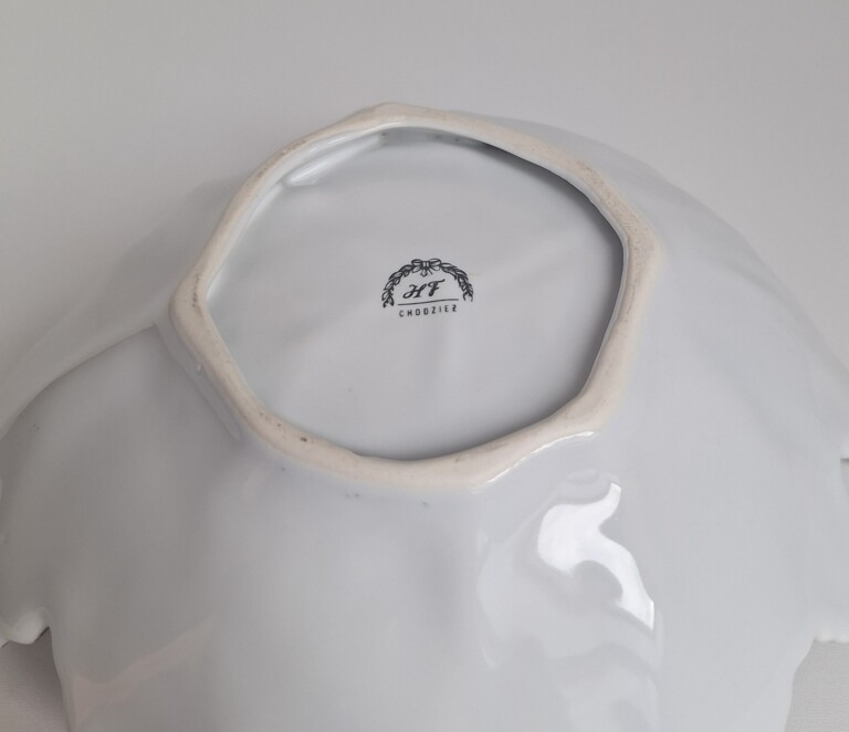 Stara Porcelanowa Patera Ozdobna „Liść Klonu” – Chodzież