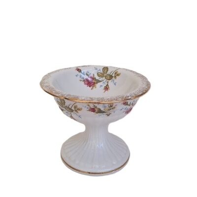 Elegancki Pucharek Porcelanowy Chodzież „Iwona” – Złota Róża