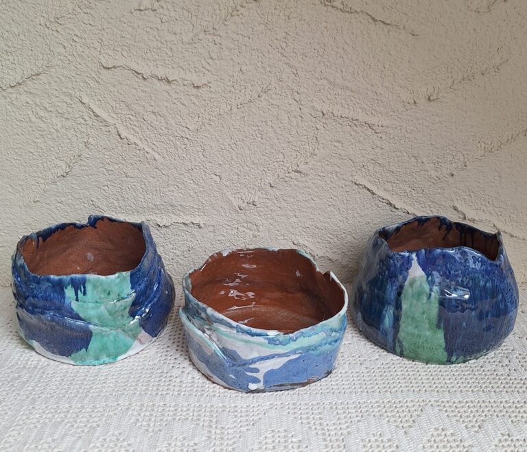 Ceramiczne trio naczyń / osłonek „Morska Głębia” – handmade