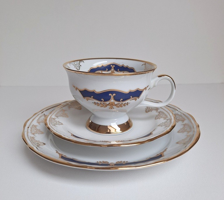 Porcelana Chodzież KAMELIA Trio Śniadaniowe Kobalt Złoto PRL