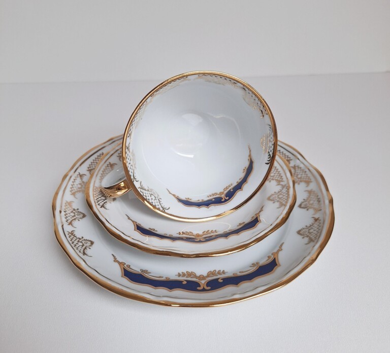 Porcelana Chodzież KAMELIA Trio Śniadaniowe Kobalt Złoto PRL