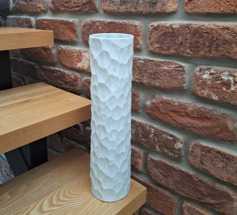 Wazon Thomas Op Art – Biskwitowa Porcelana, Efekt Młotkowania