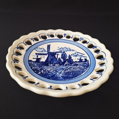 Ażurowy talerz ścienny Delft Blue Handpainted nr 042042