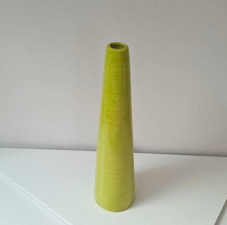 Wazon Ceramiczny Stożkowy Slim – Limonkowa Zieleń
