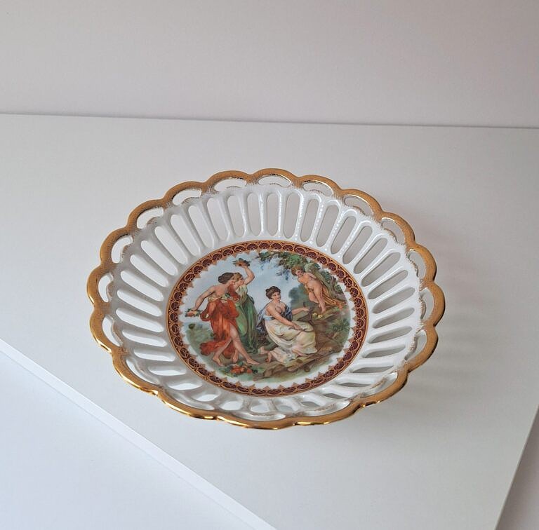Ażurowa Porcelanowa Patera PM Martinroda - Scena Rokokowa
