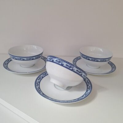 Zestaw 3 porcelanowych miseczek Minh Long ze spodkami