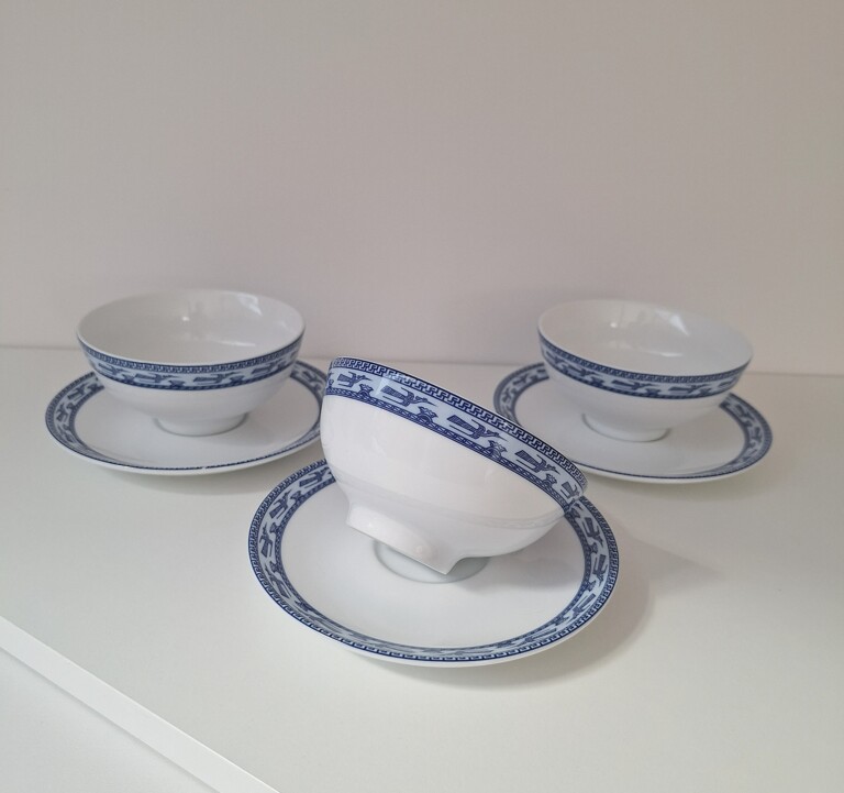 Zestaw 3 porcelanowych miseczek Minh Long ze spodkami