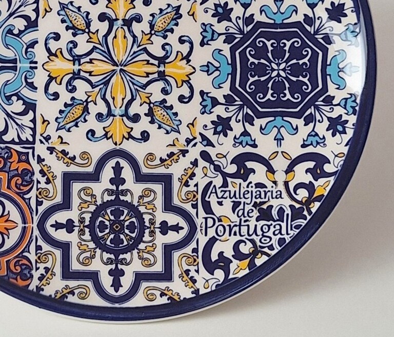 Ceramiczny Talerz Dekoracyjny – Azulejaria de Portugal