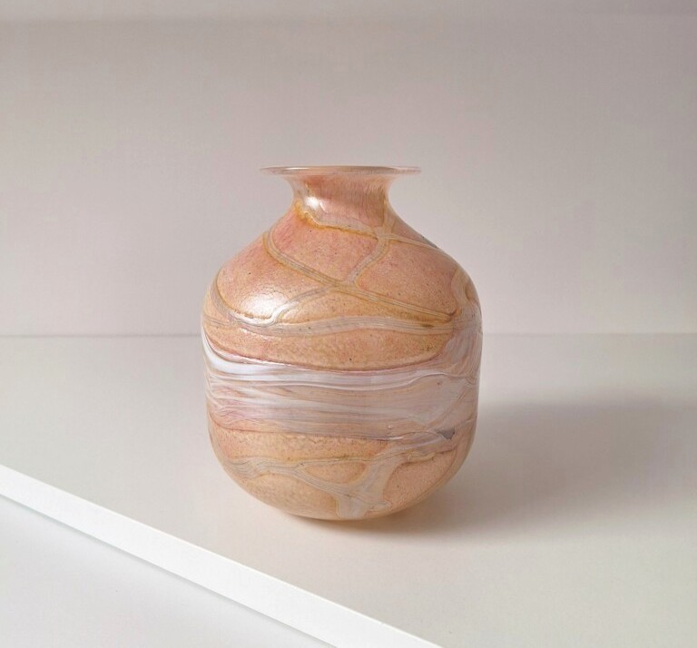 Wazon Szklany Gozo Glass Malta – Brzoskwiniowy Róż i Złoto