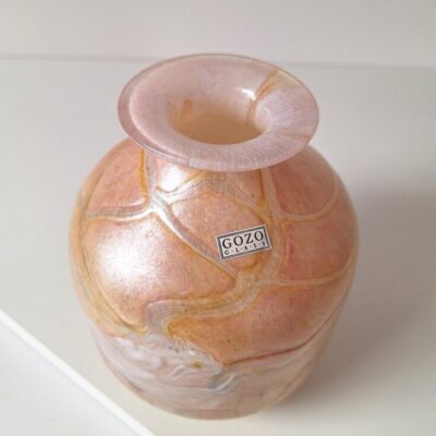 Wazon Szklany Gozo Glass Malta – Brzoskwiniowy Róż i Złoto
