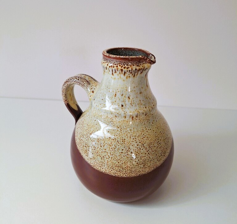 Ceramiczny Dzbanek Vintage – Mid-Century Modern (Lata 60./70.)