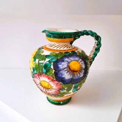 Włoski Dzbanek Majolica Sgraffito – Vintage Rękodzieło