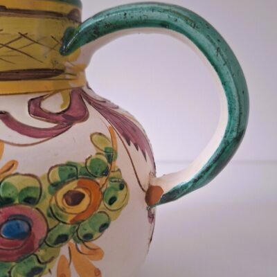 Włoski Dzbanek Ceramiczny Majolika Vintage – Sygnowany „Italy”