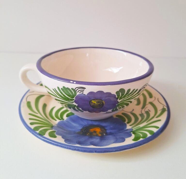 Ceramiczna Filiżanka ze Spodkiem – Kwiatowy Folk