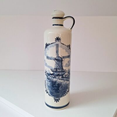Ceramiczna Butelka Vintage Delft Blue – Holenderski Wiatrak