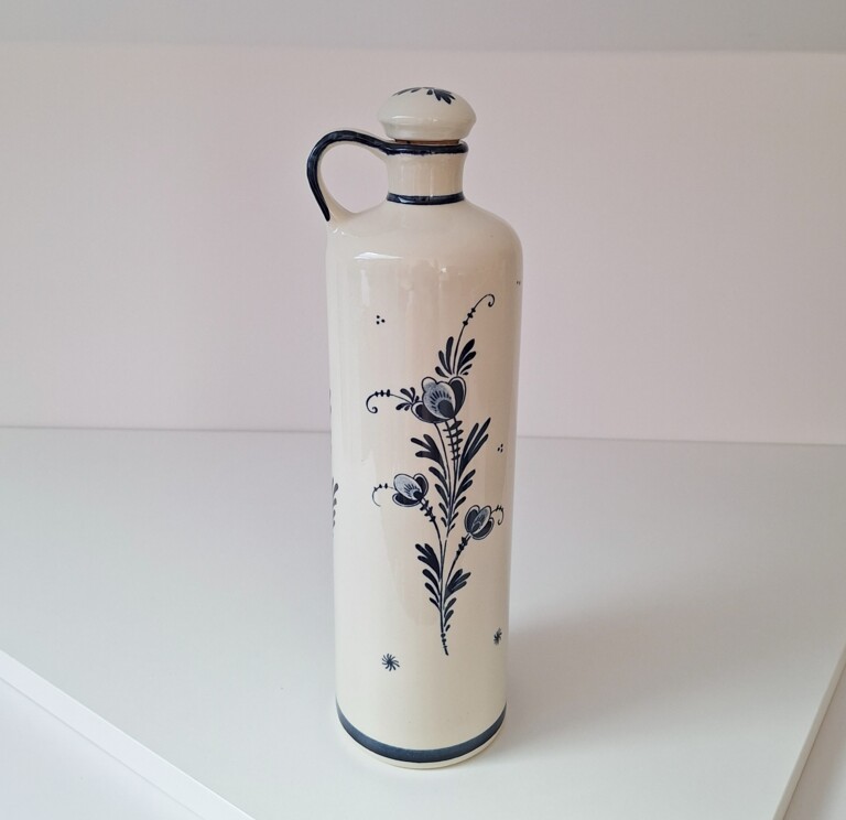 Ceramiczna Butelka Vintage Delft Blue – Holenderski Wiatrak