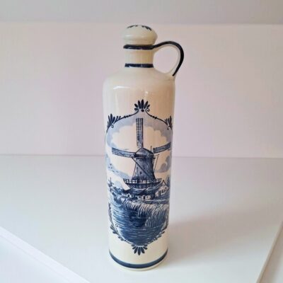 Ceramiczna Butelka Vintage Delft Blue – Holenderski Wiatrak