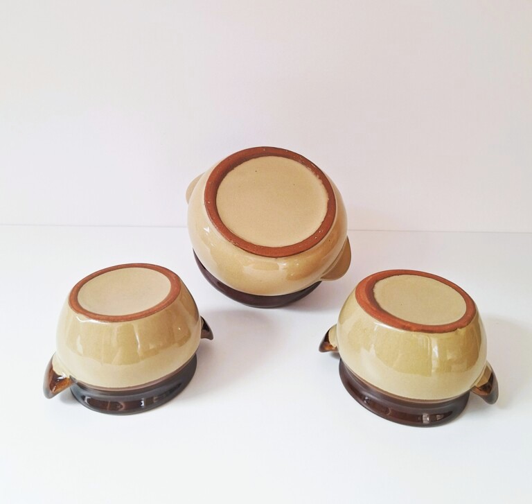 Zestaw 3 miseczek ceramicznych w klimacie vintage / retro